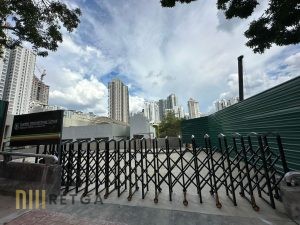 Manual Aluminium Retractable Gate - Black Color