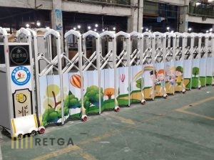 Motorized Aluminium Retractable Gate with Customize Advertisement Cover Plate