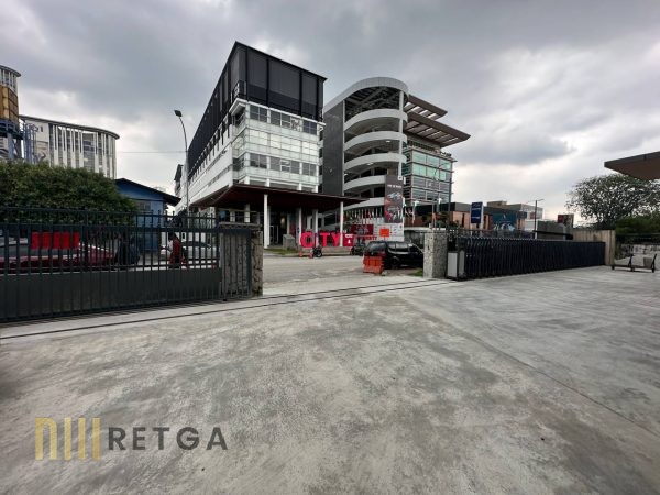 Motorized Aluminium Retractable Gate - Image 4