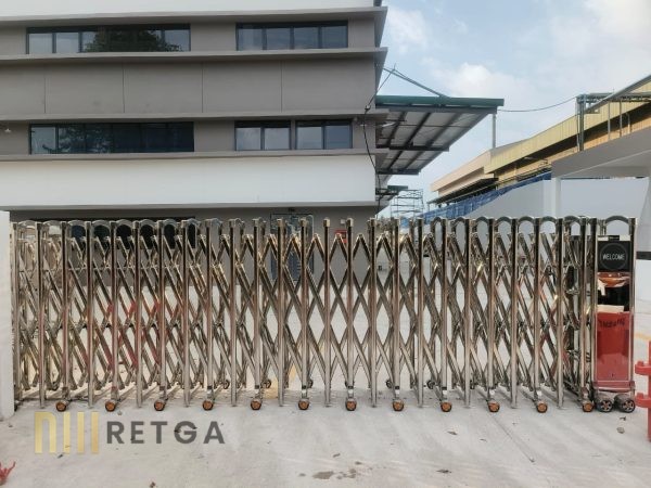Motorized Stainless Steel 304 Retractable Gate - Image 5