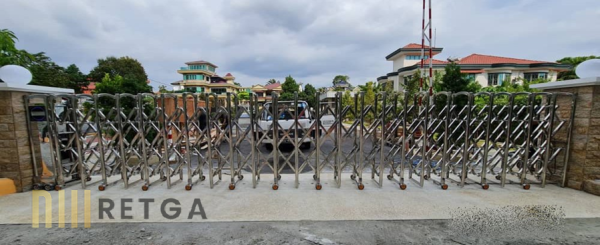 Motorized Stainless Steel 304 Retractable Gate