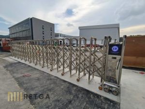 Motorized Stainless Steel 304 Retractable Gate